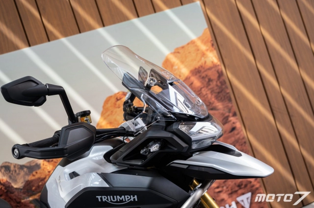 Chi tiết triumph tiger 1200 2022 - vua hổ trang bị radar phát hiện điểm mù chính thức ra mắt