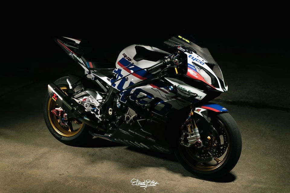 Chiêm ngưỡng cá mập s1000rr độ với phong cách tyco racing