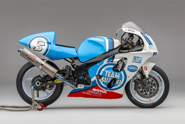 Chiêm ngưỡng suzuki gsx-r750 srad độ của team classic suzuki