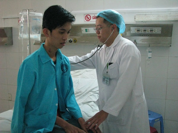 Đà nẵng cứu sống bệnh nhân bị viêm phổi nặng do cúm ah3