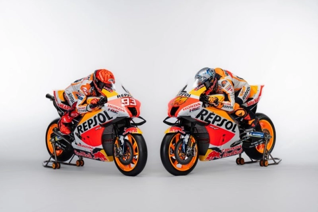 Đội đua repsol honda motogp 2022 lộ diện với ngoại hình hoàn toàn mới