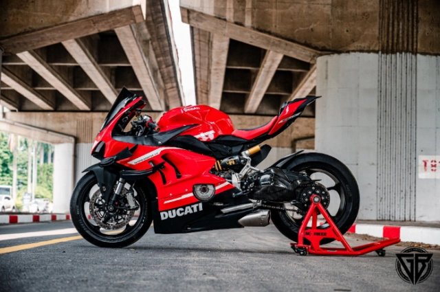 Ducati panigale 899 độ bodykit superleggera v4 của giba moto