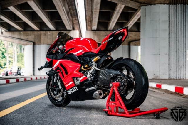 Ducati panigale 899 độ bodykit superleggera v4 của giba moto