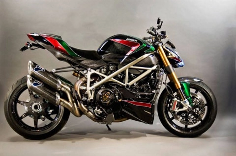  ducati streetfighter s khoác áo rizoma 