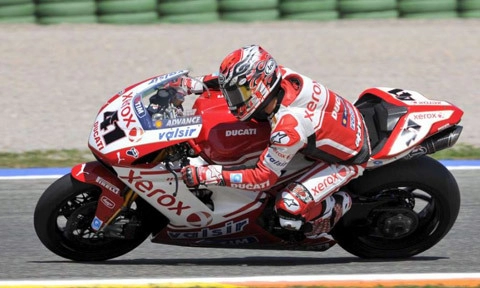  ducati và suzuki dẫn đầu vòng 3 wsbk tây ban nha 