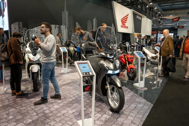 eicma 2019 honda làm thỏa mãn khao khát của mọi tín đồ tốc độ