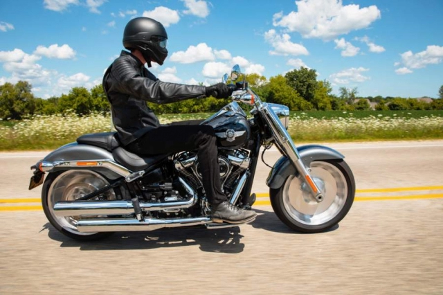 Harley-davidson fat boy 2021 trình làng với động cơ mới nhất và giá bán hơn 630 triệu đồng