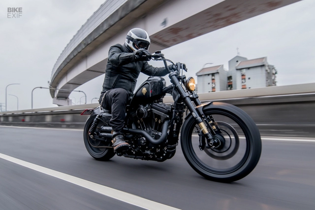 Harley-davidson sportster độ lôi cuốn đến từ rough crafts