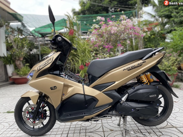 Honda air blade độ siêu ngầu làm bao người ngơ ngác bật ngửa