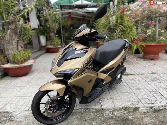 Honda air blade độ siêu ngầu làm bao người ngơ ngác bật ngửa