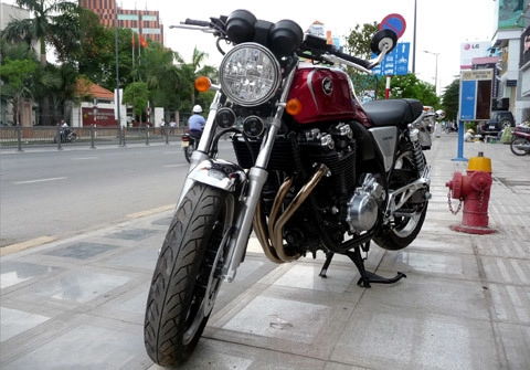  honda cb1100 đầu tiên tại việt nam 