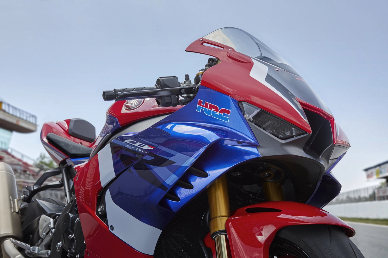 Honda cbr1000rr-r ra mắt thị trường việt với giá gần 1 tỷ