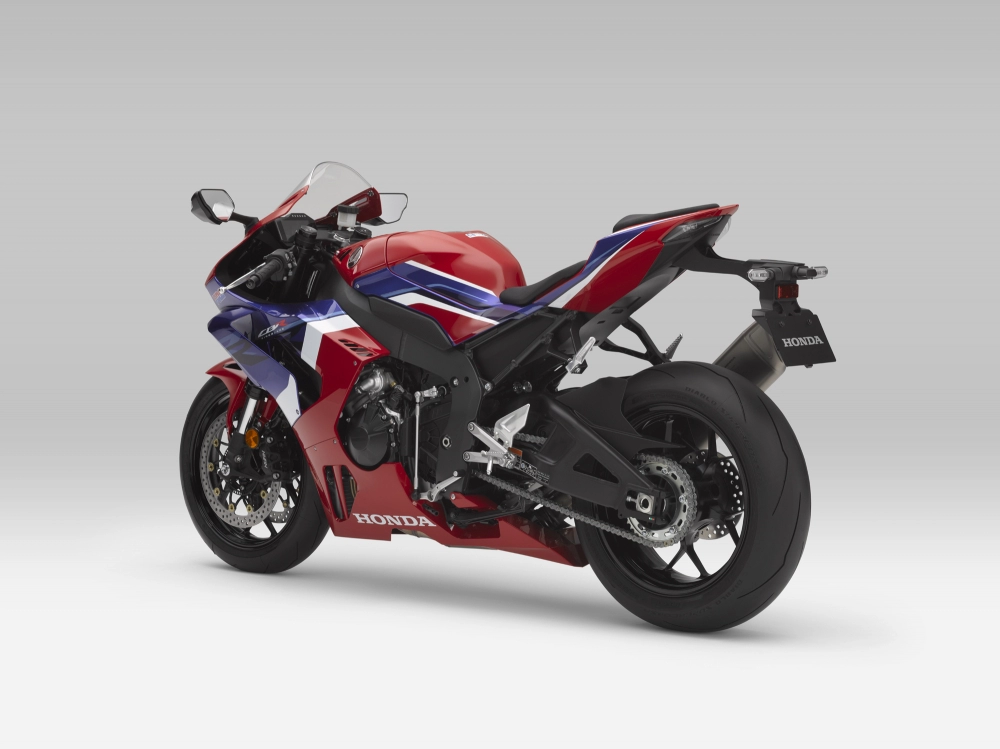 Honda cbr1000rr-r ra mắt thị trường việt với giá gần 1 tỷ