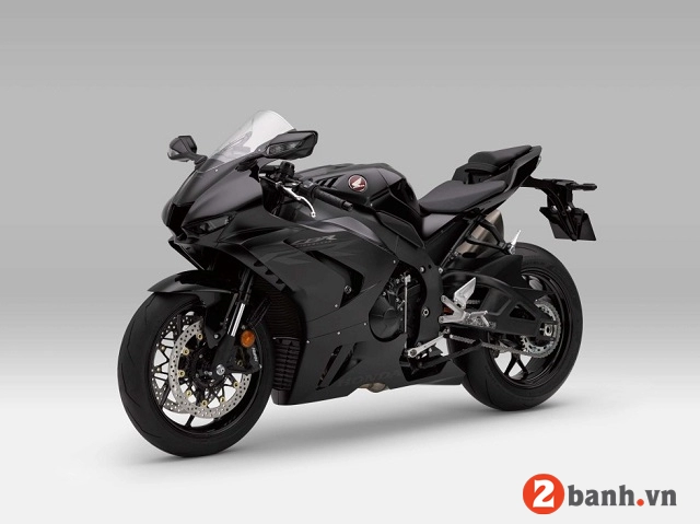 Honda cbr1000rr-r tại việt nam gặp sự cố rò rỉ dầu động cơ