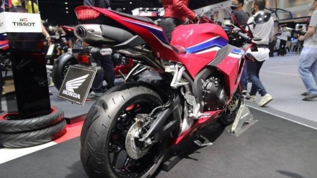 Honda cbr600rr 2021 chính thức ra mắt tại malaysia