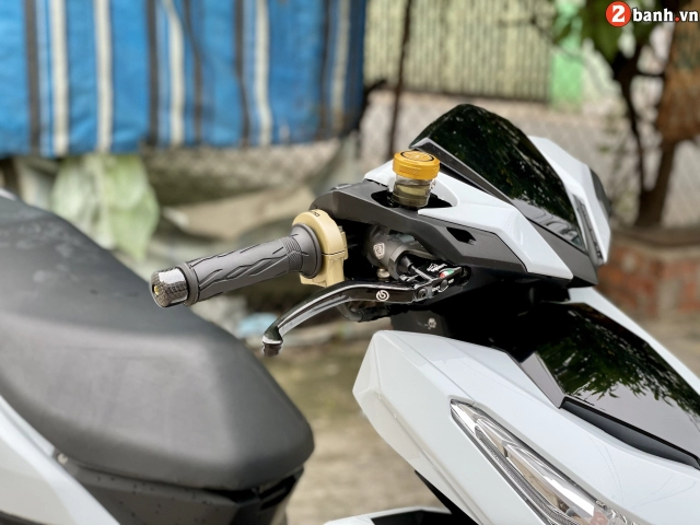 Honda click độ hết bài với dàn độ chơi đắt xắt ra miềng