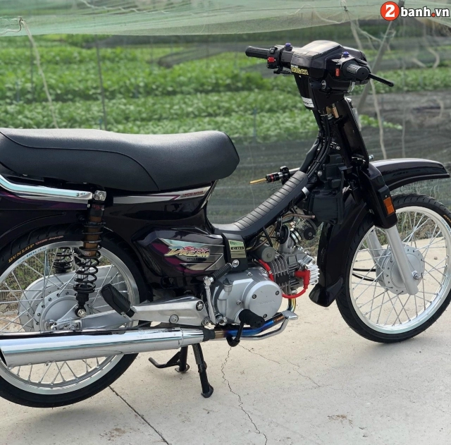 Honda dream độ công nghệ 40 làm người xem ngỡ ngàng