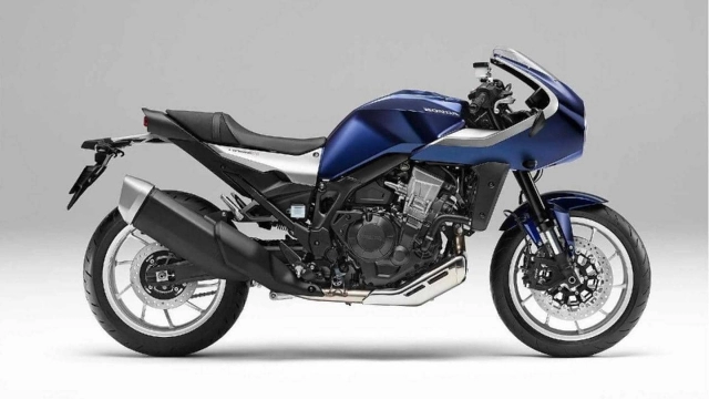 Honda hawk11 và triumph speed triple rr trên bàn cân thông số