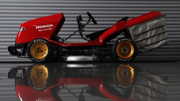 Honda mean mower v2 - máy cắt cỏ trang bị động cơ cbr1000rr