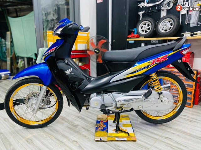 Honda wave độ đẹp hết chỗ chê khi sở hữu dàn chân đi ngược số đông