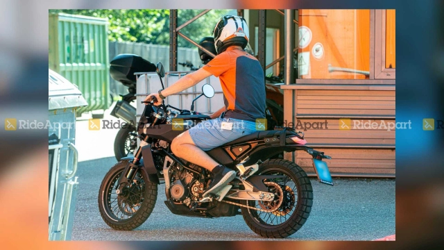 Husqvarna svartpilen 125 hoàn toàn mới lộ diện khi đang thử nghiệm