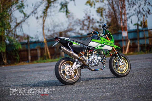 Kawasaki ksr 110 toát ra vẻ nguy hiểm với dàn chân thắng là cắm đầu