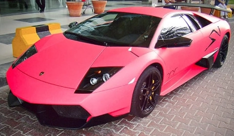  lamborghini murcielago sv nữ tính với màu hồng 