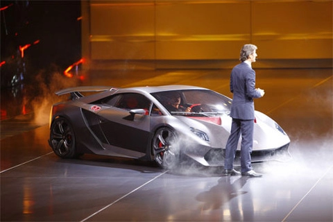  lamborghini sắp có siêu xe mới hàng độc 