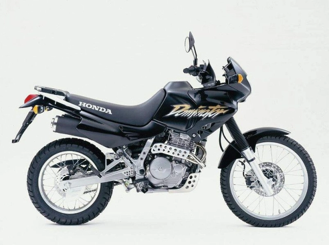 Lộ tin honda đăng ký nhãn hiệu nx và nx500 mới