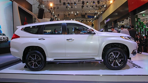  mitsubishi pajero sport mới 