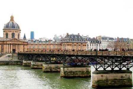 Một ngày đi bụi ở paris