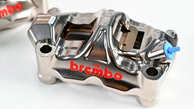 Nên nâng cấp phanh brembo xịn thay cho brembo tiêu chuẩn hay không