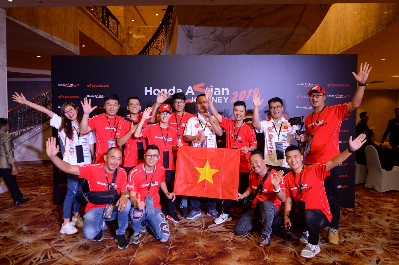 Xuyên suốt hành trình chạy xe mô tô xem motogp tại malaysia cùng honda asian journey 2019