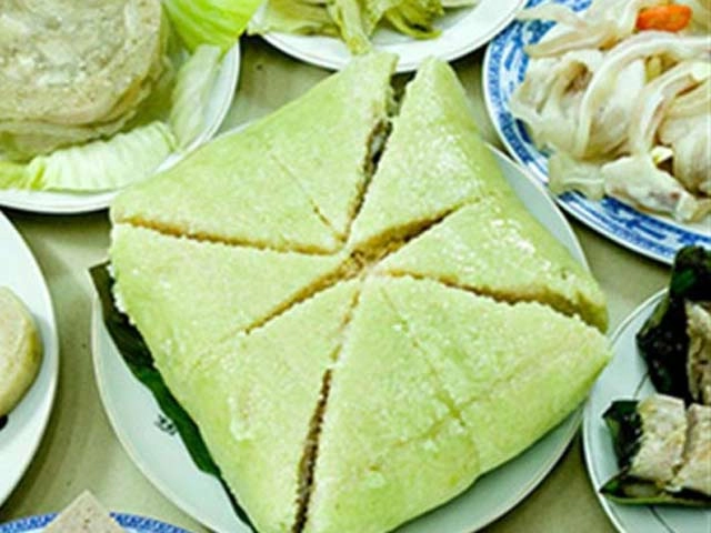 Những người không nên ăn bánh chưng