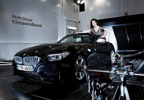  nữ đại sứ xinh đẹp và bmw z4 