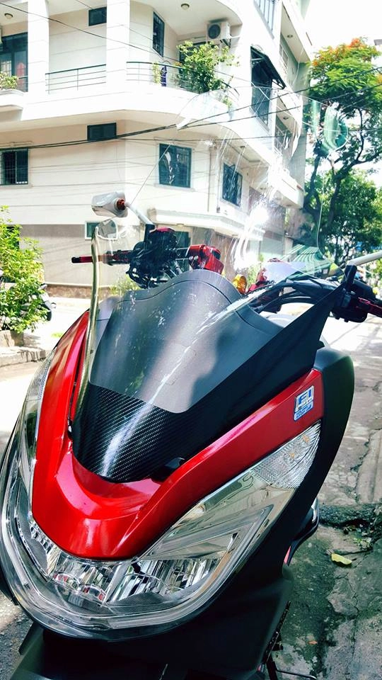 Super scooter honda pcx với loạt đồ chơi nổi bật