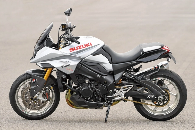 Suzuki katana độ cực chất với khái niệm shin hagane