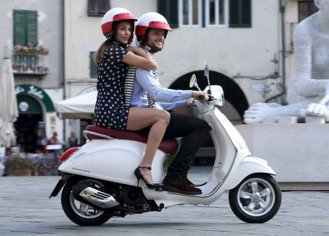 Tại sao vespa cần độ lại phần gác chân sau