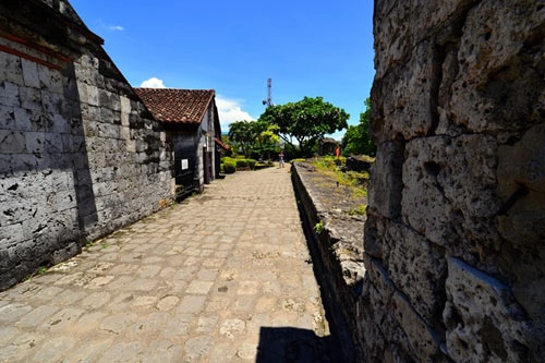 Tham quan pháo đài lâu đời nhất philippines