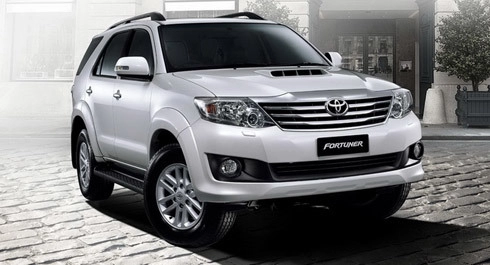  toyota fortuner 2012 trình làng 