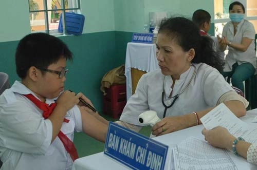 Tphcm tiêm chủng sởi rubella cho hơn 135 triệu học sinh