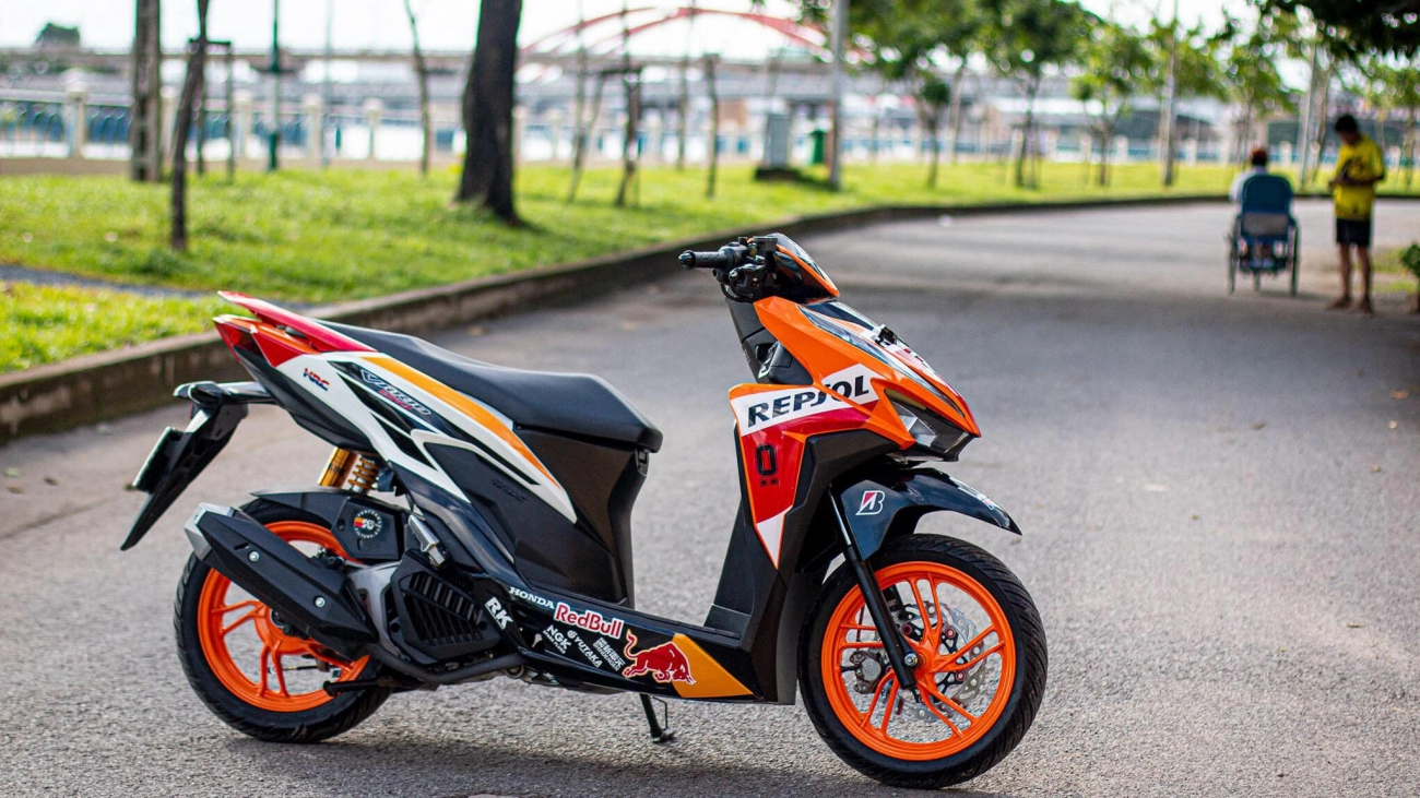 Vario 150 độ biến thể lạ mắt với gam màu repsol