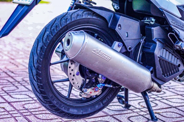 Vario 150 độ thẳng tay với dàn trang bị brembo billet