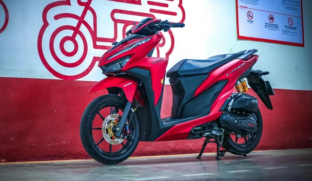 Vario 150 lột xác chất chơi với phong cách thiếu gia