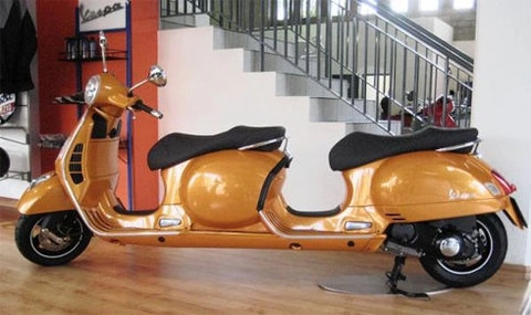  vespa bốn chỗ cho gia đình 