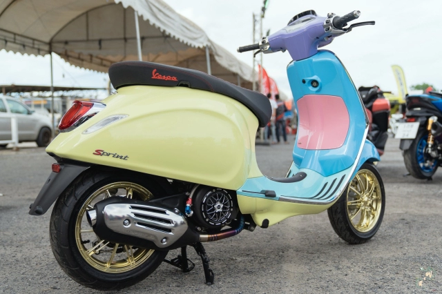 Vespa sprint bản độ đa sắc màu bên miền đất thái