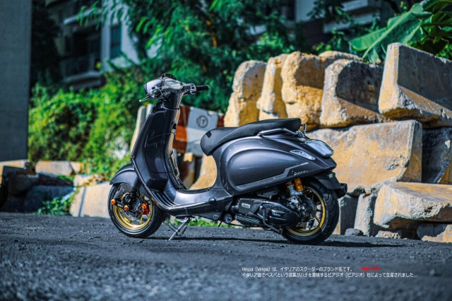 Vespa sprint mê hoặc người xem bằng chú heo nhỏ tựa hạt đậu