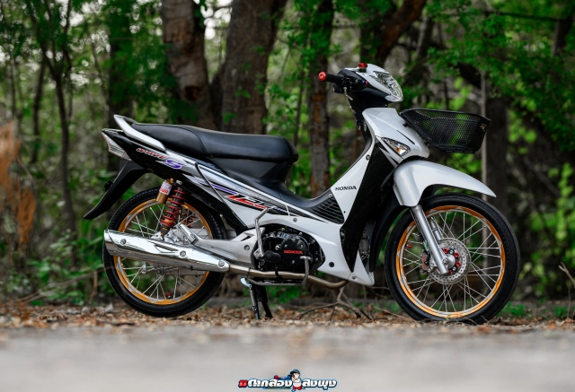 Wave 125 dao kéo toàn thân để có ngoại hình khủng