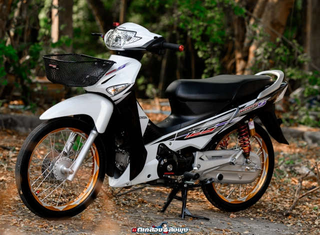 Wave 125 dao kéo toàn thân để có ngoại hình khủng