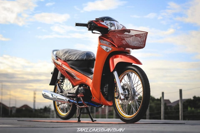 Wave 125 dọn tông màu đỏ chứng tỏ dân chơi